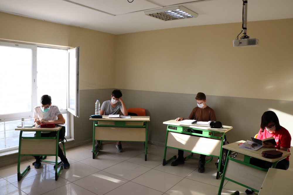 VEKTÖR FEN ANADOLU LİSESİ