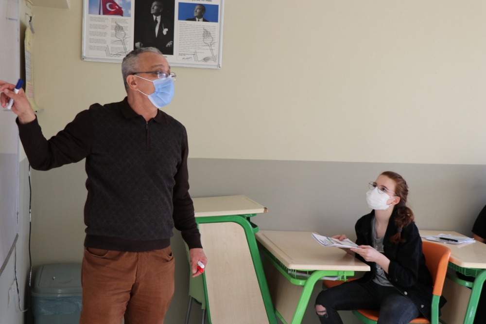 VEKTÖR FEN ANADOLU LİSESİ