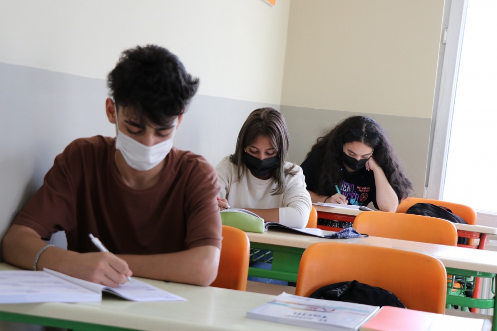 eryamanda en iyi anadolu lisesi